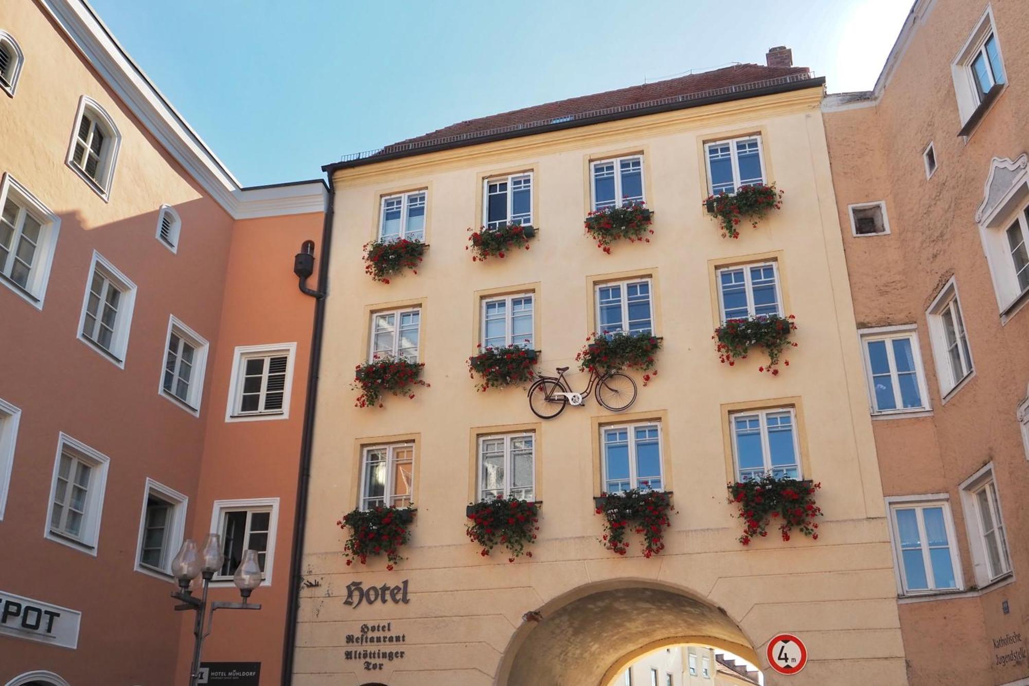 Hotel Muehldorf Luaran gambar